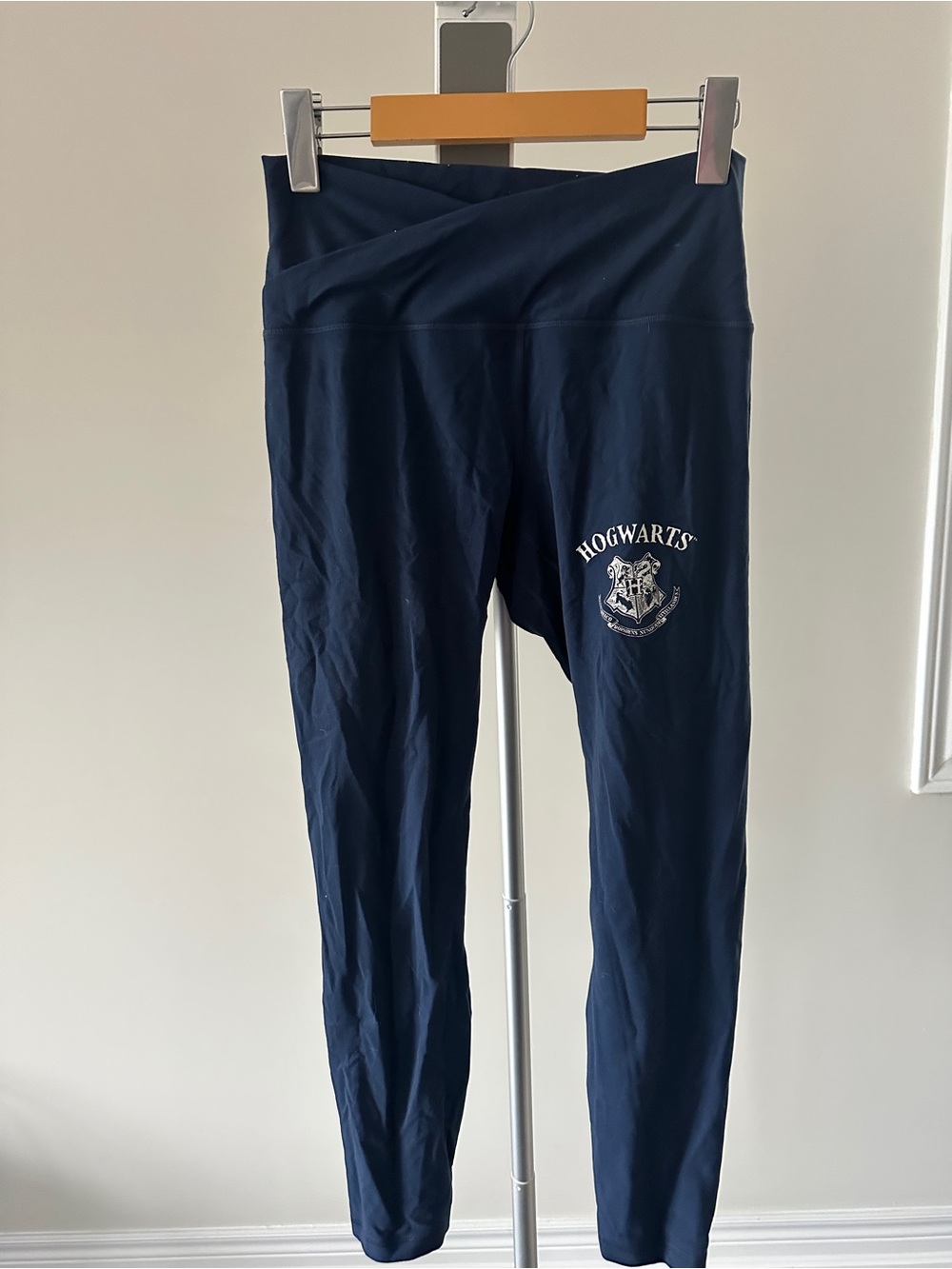 Navy Hogwarts Crest Harry Potter Leggings